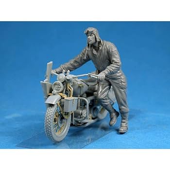 Amazon | ミニアート 1/35 バイクを押すアメリカ兵 プラモデル